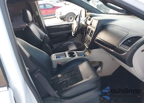 2017 Dodge Grand Caravan Sxt z USA, uszkodzony, nr VIN 2C4RDGCGXHR852306